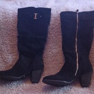 Dr. Scholl's Black Heeled Boots with Chunky Heel